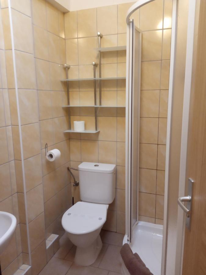 Penzion & Ubytovani Chrast  Kültér fotó